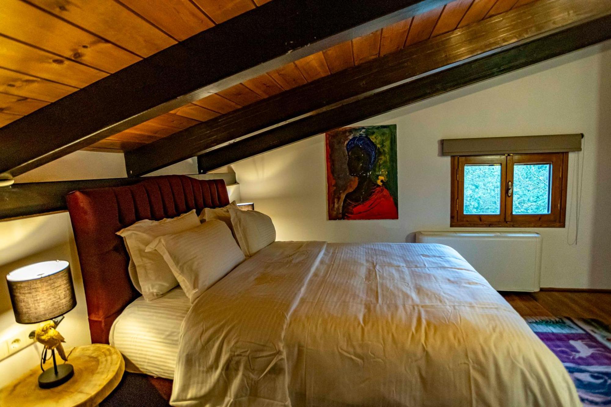 Mz Reindeer Hotell Kalívia Exteriör bild