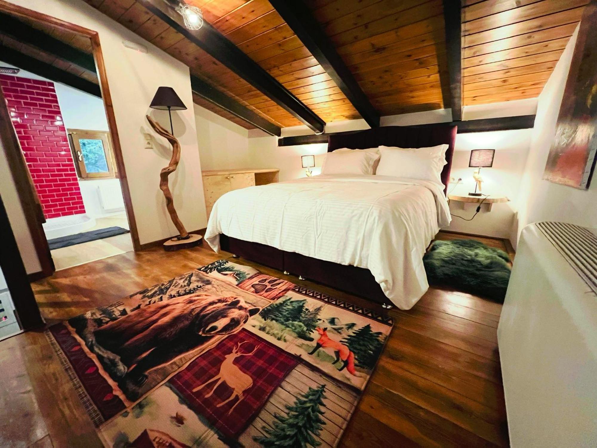 Mz Reindeer Hotell Kalívia Exteriör bild